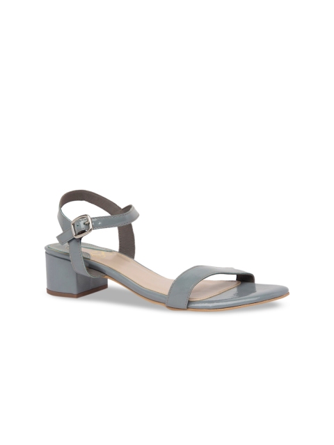 

Sole To Soul Women Grey Solid Heels