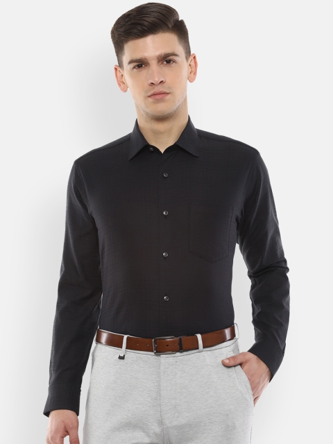 

Van Heusen Men Black Regular Fit Checked Formal Shirt