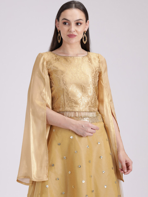 

studio rasa Women Gold Woven Design Fitted Crop Top