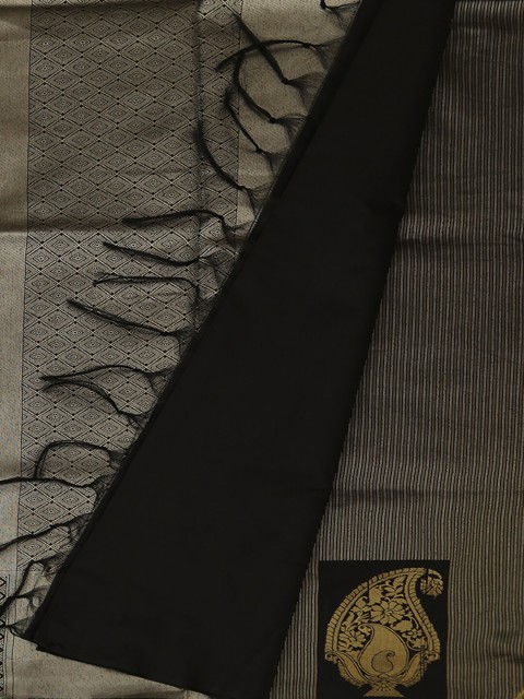 

Pothys Black & Gold-Toned Jute Silk Checked Saree