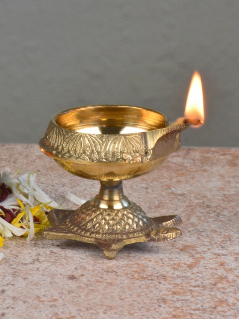 

StyleMyWay Handmade Brass Pooja Jyoti Diya, Gold