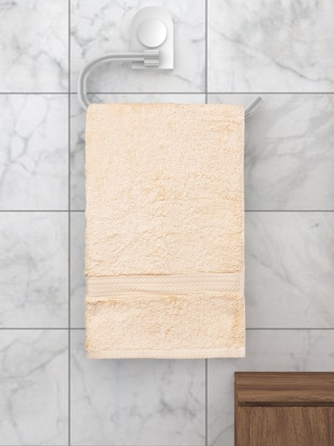 

SPACES Unisex Peach-Coloured Solid Rennaissance 608 GSM Hand Towel