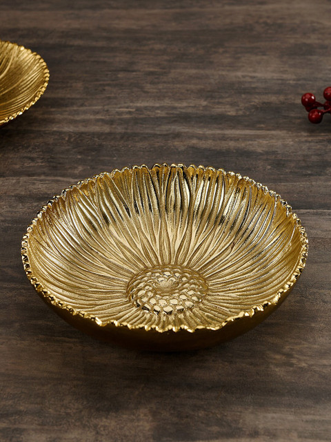 

Pure Home and Living Gold-Toned Mahi Bowl Showpiece