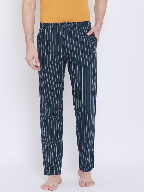 

Crimsoune Club Men Navy Blue & White Striped Lounge Pants