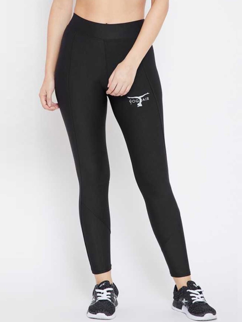 

YOGAIR Women Black Solid Training Tights