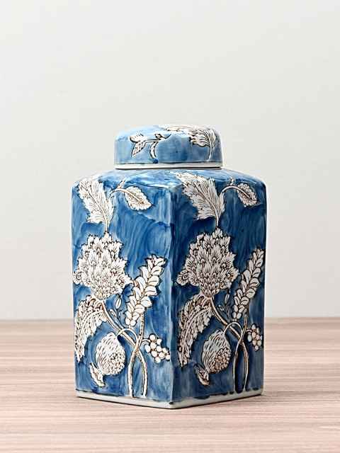 

Pure Home and Living Blue & White Floral Printed Decorative Jar
