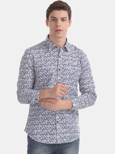 

U.S. Polo Assn. Men Off-White & Blue Regular Fit Printed Casual Shirt