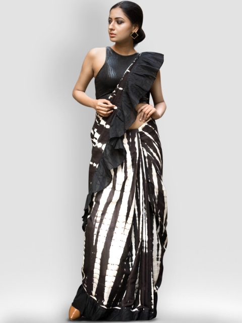 

Aryavart Black & White Pure Cotton Striped Saree