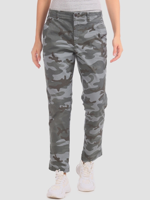 

GAP Women Grey Camo Printed Regular Trousers