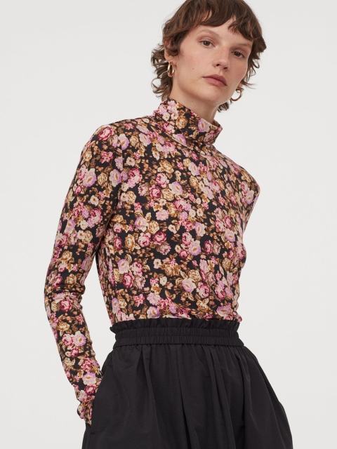 

H&M Women Brown & Pink Floral Print Jersey Polo-Neck Top