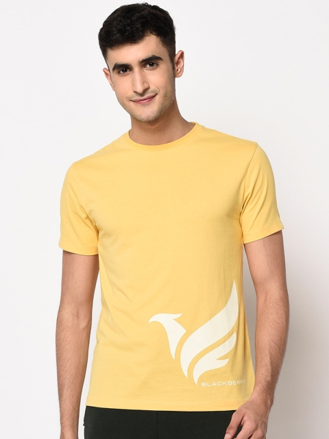

Blackberrys Men Yellow Printed Round Neck T-shirt