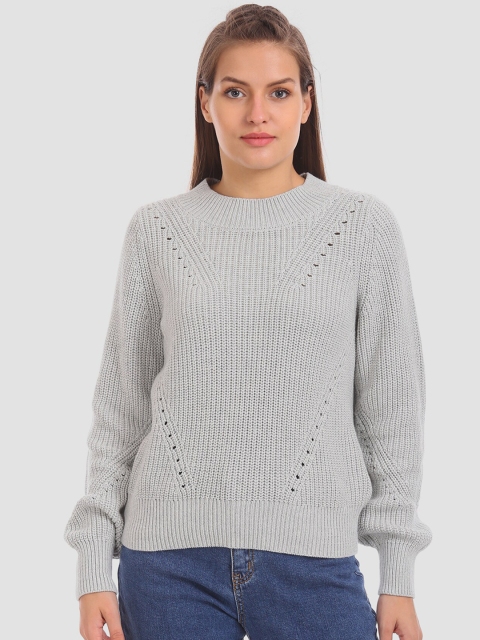 

GAP Women Grey Solid Pullover Sweater