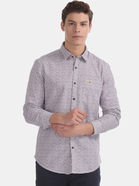 

U.S. Polo Assn. Men Off-White & Blue Regular Fit Printed Casual Shirt