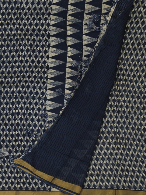 

Pothys Grey & Blue Cotton Blend Printed Saree