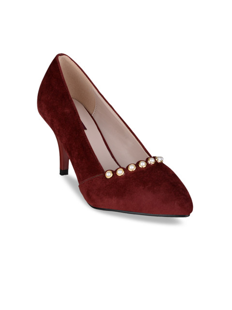 

SHUZ TOUCH Women Red Embellished Pumps