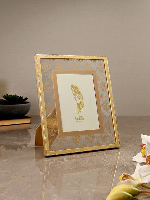 

Pure Home and Living Gold-Toned Moroccan Motif Printed Photo Frame