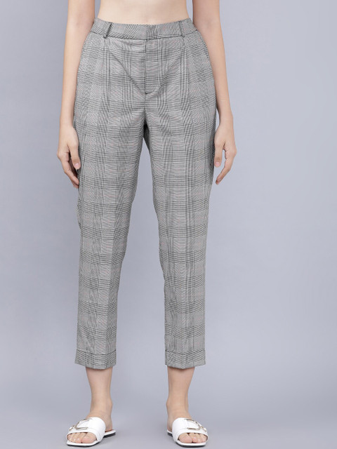 

Tokyo Talkies Women Black & White Regular Fit Checked Regular Trousers
