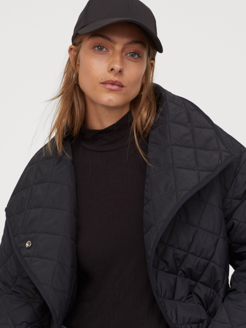

H&M Women Black Ribbed Turtleneck Body