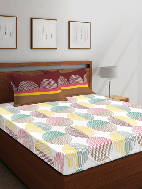 

Layers White & Yellow Geometric Print Double Bed Cover With Pillow Covers