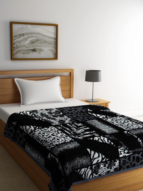 

NEUDIS Black & White Abstract Heavy Winter 450 GSM Single Bed Blanket