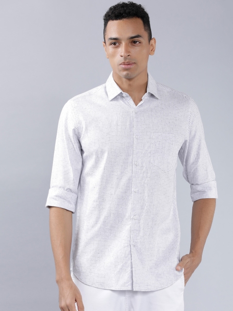 

Black coffee Men White & Grey Slim Fit Checked Casual Shirt