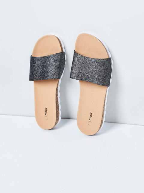 

max Women Black Solid Sliders