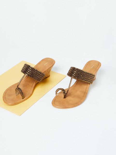 

max Women Gold Embellished Wedges
