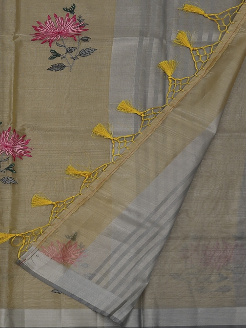 

Pothys Gold-Toned Printed Tissue Saree