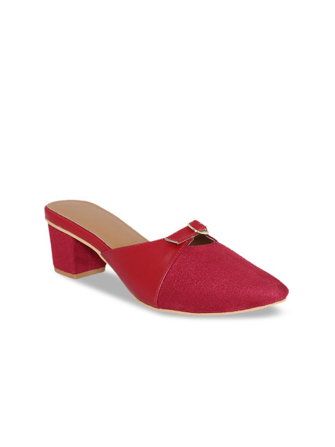 

Siendo Desi Women Maroon Solid Block Heels