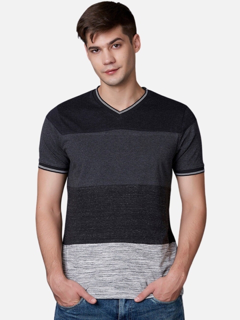 

MARCA Disati Men Black & Grey Colourblocked V-Neck T-shirt
