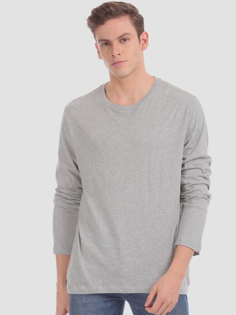 

GAP Men Grey Long Sleeve Round Neck T-Shirt