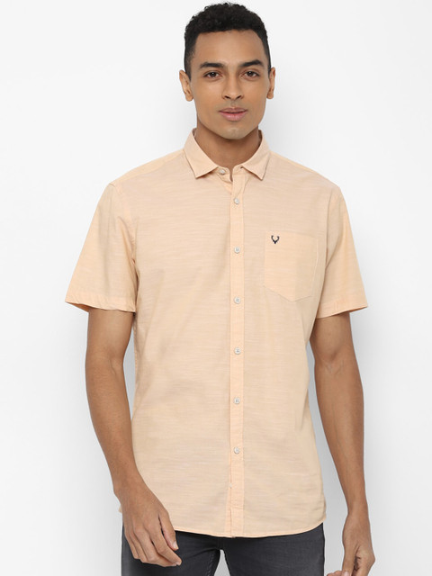 

Solly Jeans Co. Men Beige Regular Fit Solid Casual Shirt