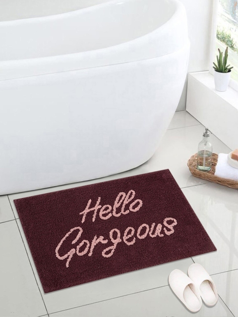 

Saral Home Burgundy & Pink Printed Anti-Skid Bath Rug