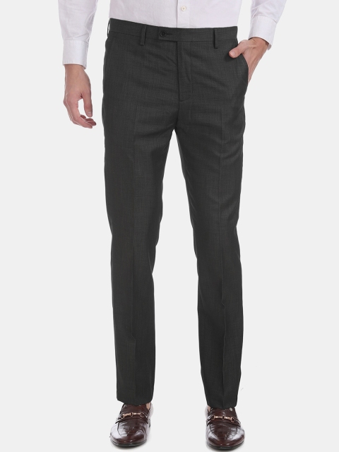 

Arrow Men Black Slim Fit Solid Formal Trousers