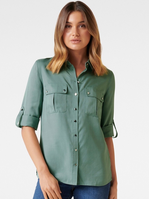 

Forever New Women Green Regular Fit Solid Casual Shirt