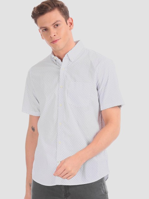 

GAP Men White & Blue Regular Fit Printed Casual Shirt