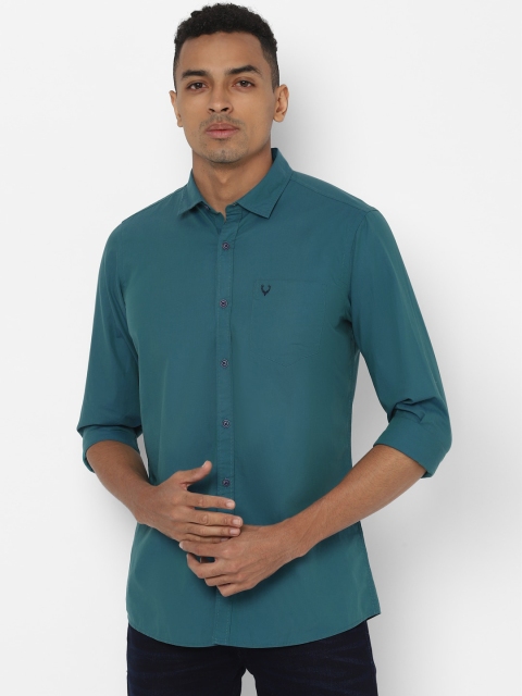 

Solly Jeans Co. Men Green Regular Fit Solid Casual Shirt