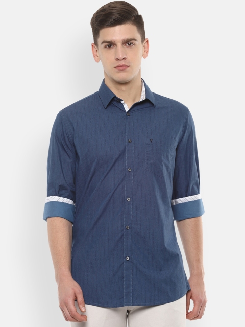 

Van Heusen Sport Men Blue Slim Fit Printed Casual Shirt