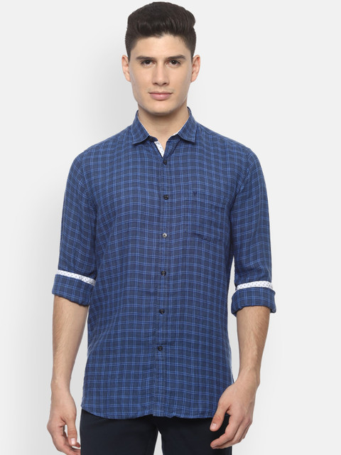 

Van Heusen Sport Men Blue Slim Fit Checked Casual Linen Shirt