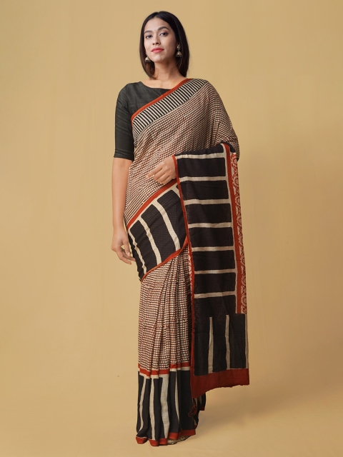 

Unnati Silks Cream-Coloured & Black Pure Cotton Printed Handloom Kota Saree