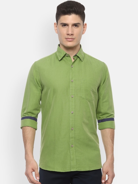 

Van Heusen Sport Men Green Regular Fit Solid Casual Shirt