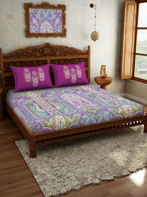 

SPACES Pink Geometric 300 TC Cotton 1 King Bedsheet with 2 Pillow Covers