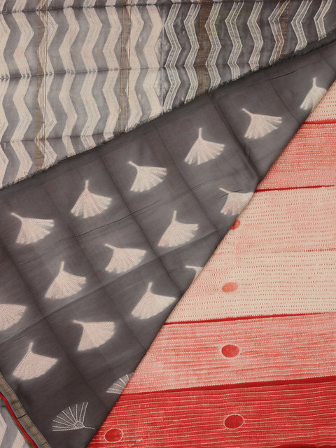 

Pothys Cream-Coloured Printed Cotton Blend Saree