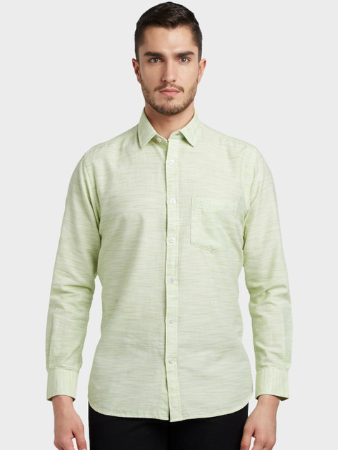 

ColorPlus Men Green Tailored Fit Solid Casual Shirt