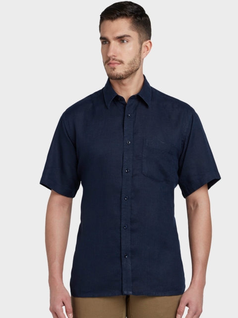 

ColorPlus Men Navy Blue Regular Fit Solid Casual Shirt