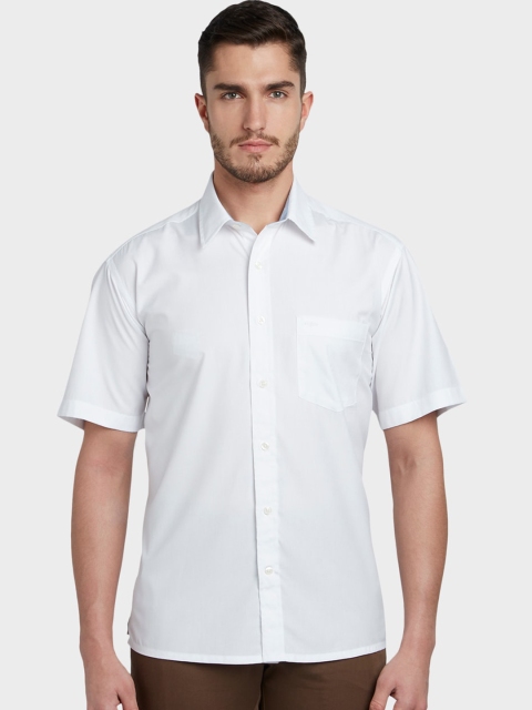 

ColorPlus Men White Regular Fit Solid Casual Shirt
