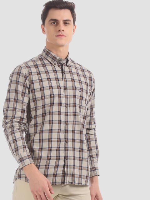 

Arrow Sport Men Beige & Brown Regular Fit Checked Casual Shirt
