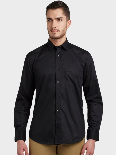 

ColorPlus Men Black Tailored Fit Solid Casual Shirt