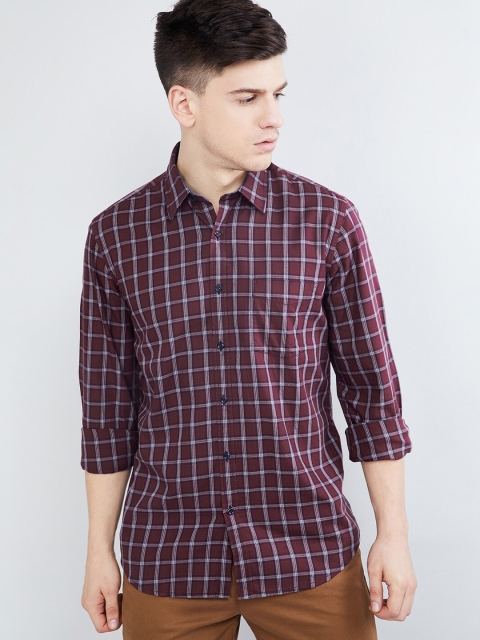 

max Men Maroon & White Slim Fit Checked Casual Shirt
