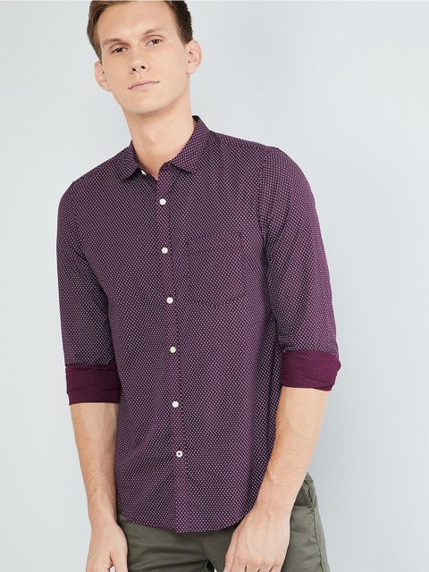 

max Men Burgundy Regular Fit Printed Casual Shirt